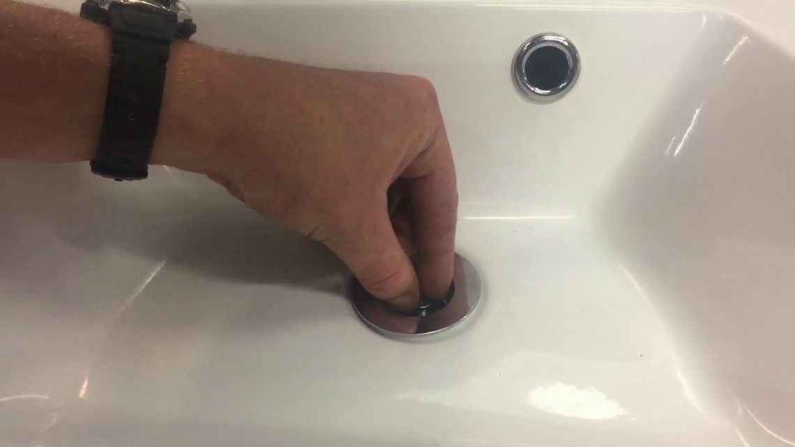 Comment enlever une bonde de lavabo coincé ?