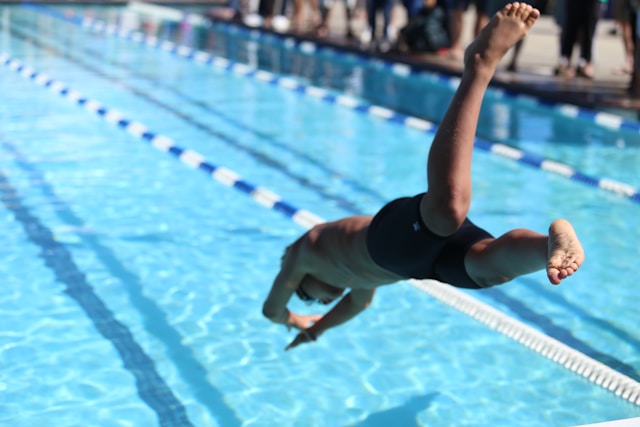 Bienfaits de la natation: un sport complet pour le corps!