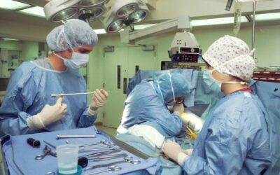 praticien hospitalier